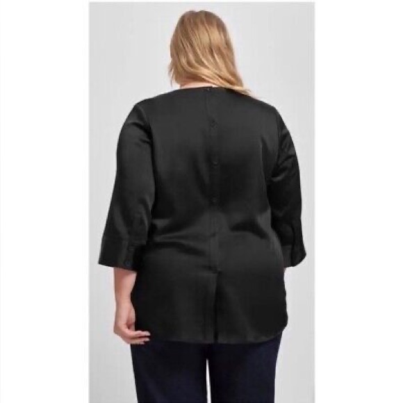 Universal Standard Women's Louise Long Sleeve Black Button Back Satin Blouse- 3X - Picture 2 of 9